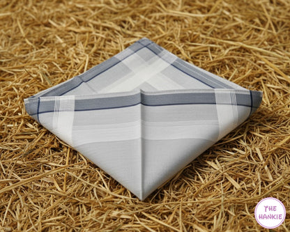 Men’s Everyday Cotton Handkerchief Set – Stylish Plaid Pattern (3 Pieces)