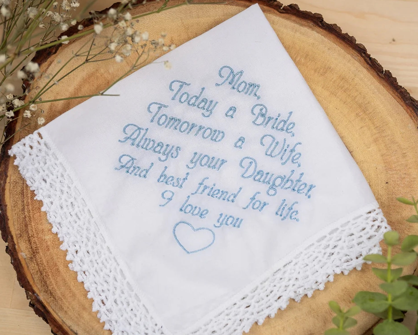 Sentimental Wedding Gifts for Mom USA